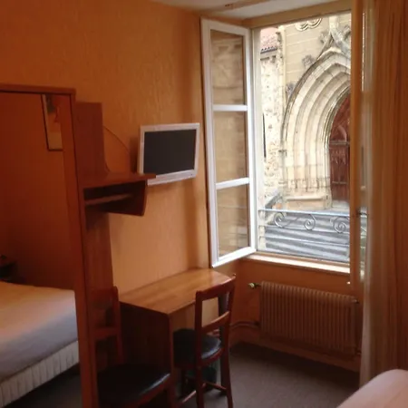 De L'abbaye Hotel 2*