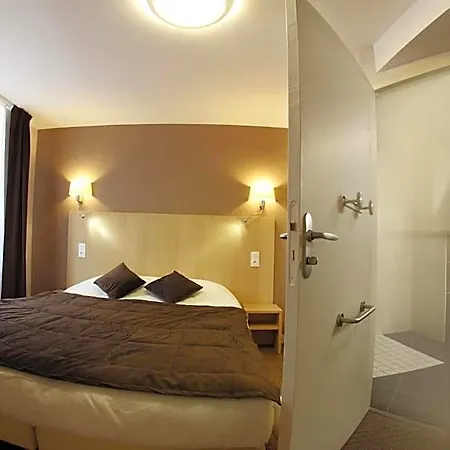 De L'abbaye Hotel 2*