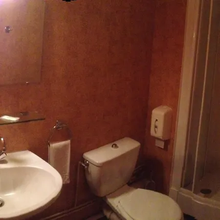 De L'abbaye Hotel 2*