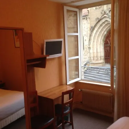 Hotel De L'abbaye Sauxillanges