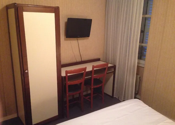 Hotel De L'abbaye 2*