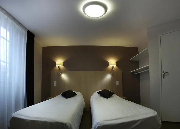 Hotel De L'abbaye Sauxillanges